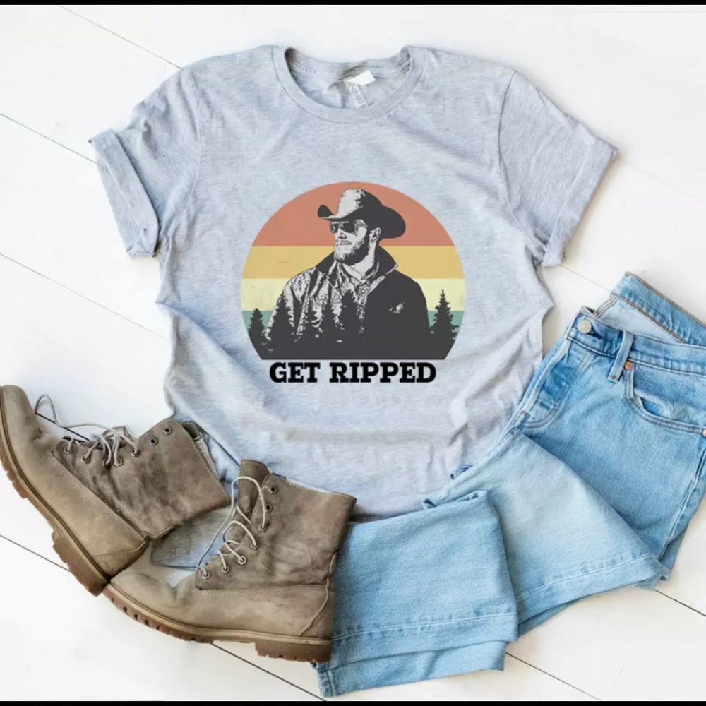 Yellowstone “Get Ripped” T-shirt ♥️